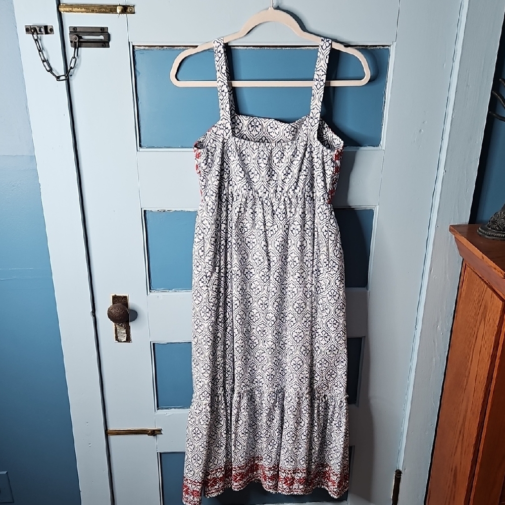 THML Women's Embroidered Red and Blue Patterned Midi Dress Small - Picture 5 of 11